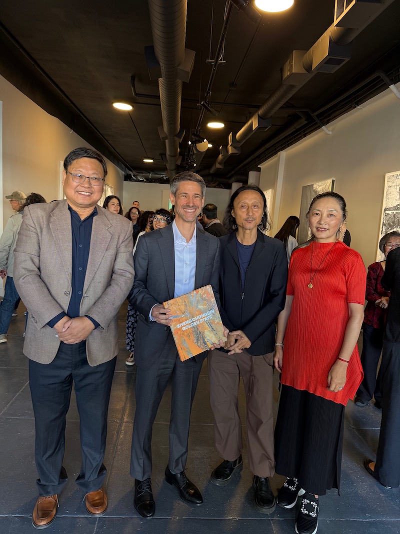 Right Picture - Clickable